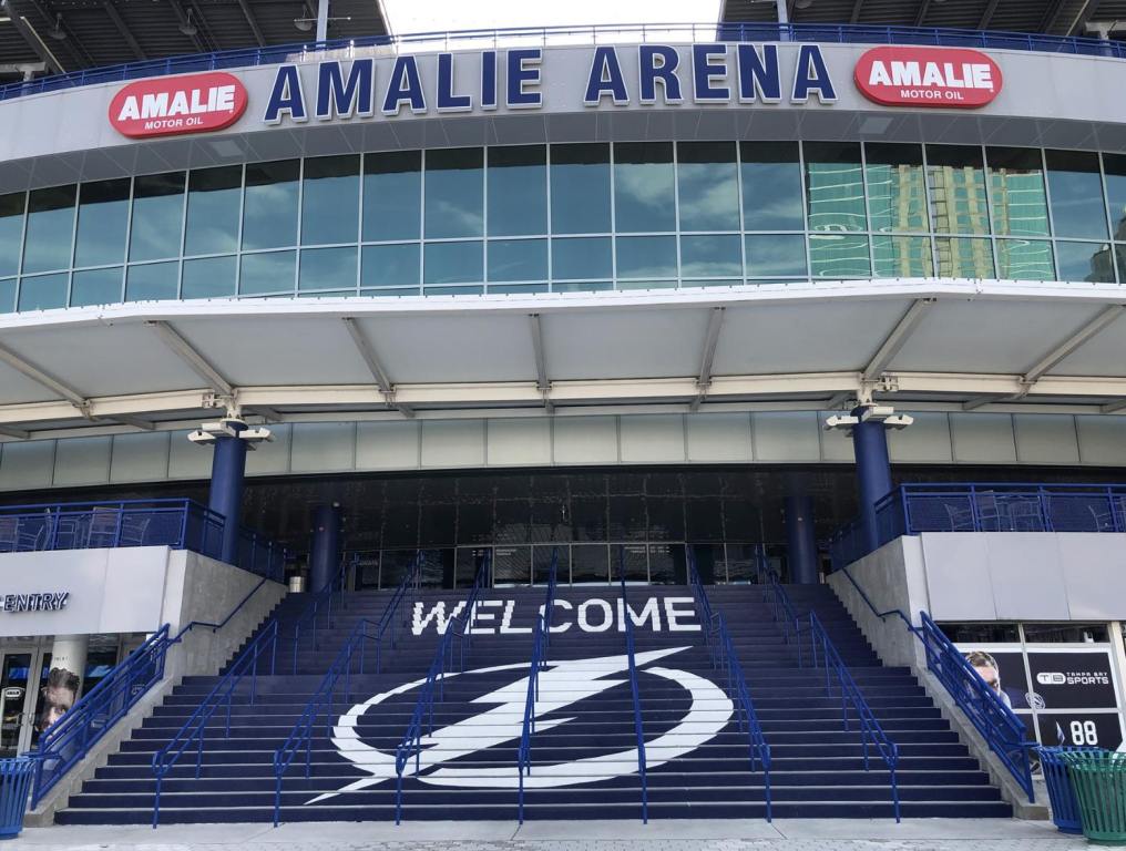 7 Great Places To Eat Near Amalie Arena