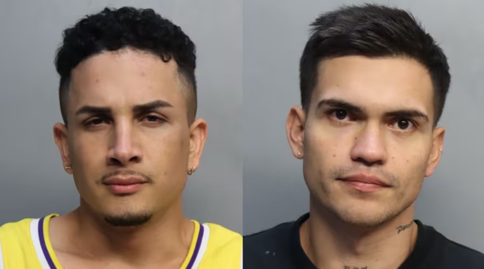 Ficha de arresto de los 2 hombres